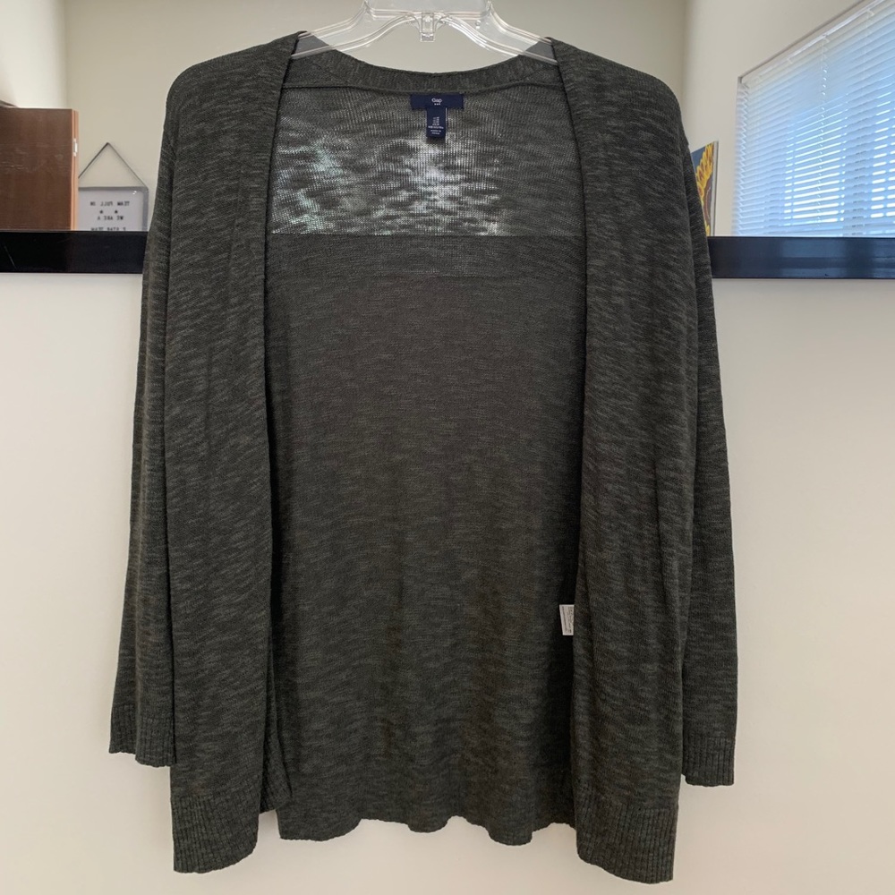 Gap Cardigan - Medium